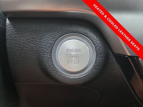 Used 2024 Kia Telluride EX image 22