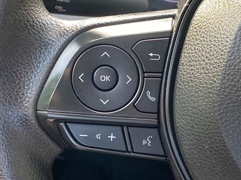 Used 2022 Toyota Corolla LE FWD image 18