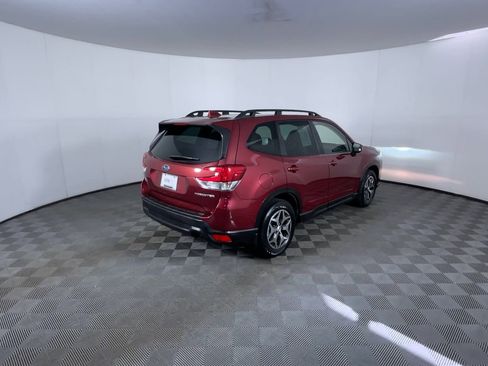 Certified 2023 Subaru Forester Premium image 8