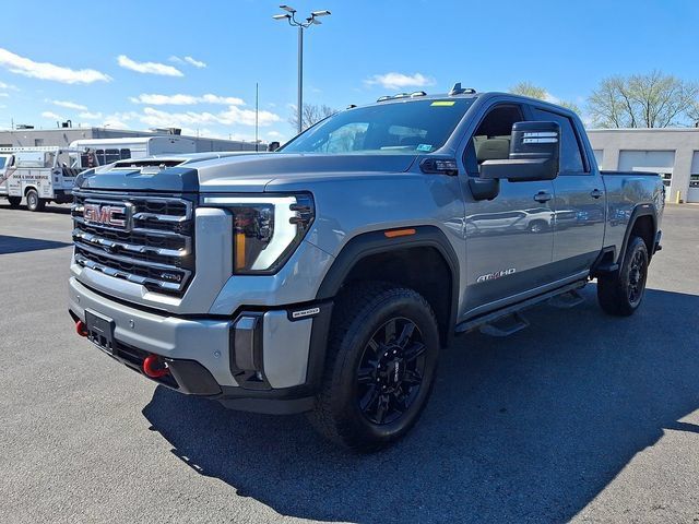 Used 2024 GMC Sierra 2500 AT4 w/ AT4 Premium Plus Package AWD/4WD image 6