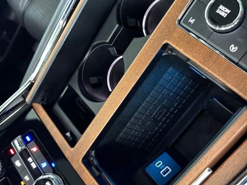 Used 2024 Lincoln Navigator L Black Label image 39