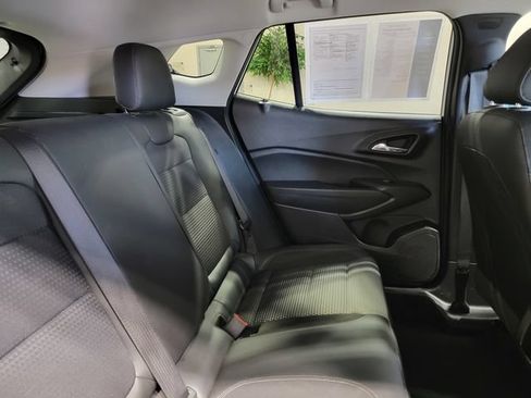 Used 2024 Chevrolet Trax LT w/ Driver Confidence Package FWD image 15