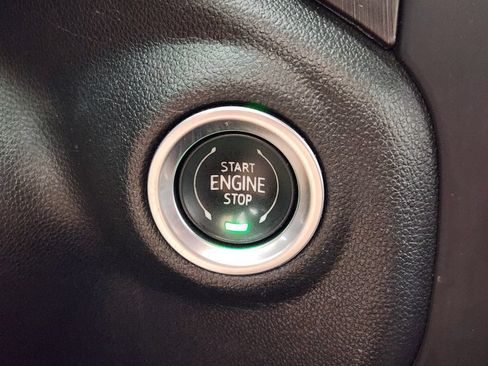 Used 2022 GMC Sierra 1500 AT4 w/ AT4 Premium Package AWD/4WD image 26