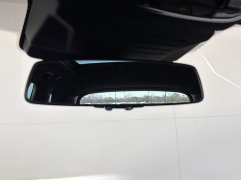 New 2026 BMW X5 xDrive40i w/ Executive Package image 22