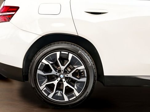 Used 2025 BMW X3 xDrive30i image 11