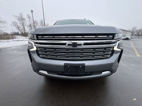 Used 2021 Chevrolet Tahoe Premier w/ Premium Package image 16