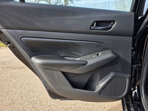 Used 2024 Nissan Altima 2.5 SV image 29