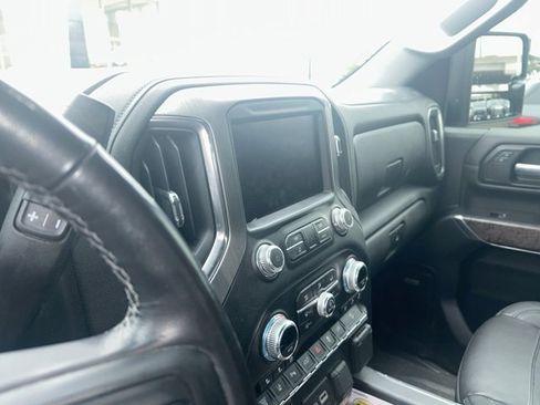 Used 2021 GMC Sierra 2500 Denali w/ Denali Ultimate Package image 12