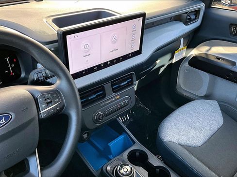 Used 2025 Ford Maverick XLT w/ Equipment Group 302A image 32