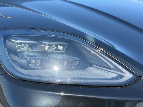 New 2026 Porsche Cayenne AWD/4WD image 11