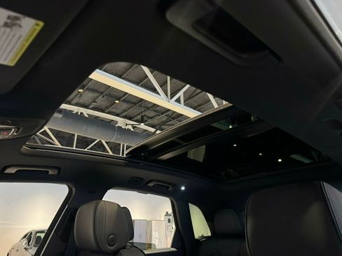 Used 2025 Audi Q5 2.0T Premium Plus w/ Premium Plus Package image 19