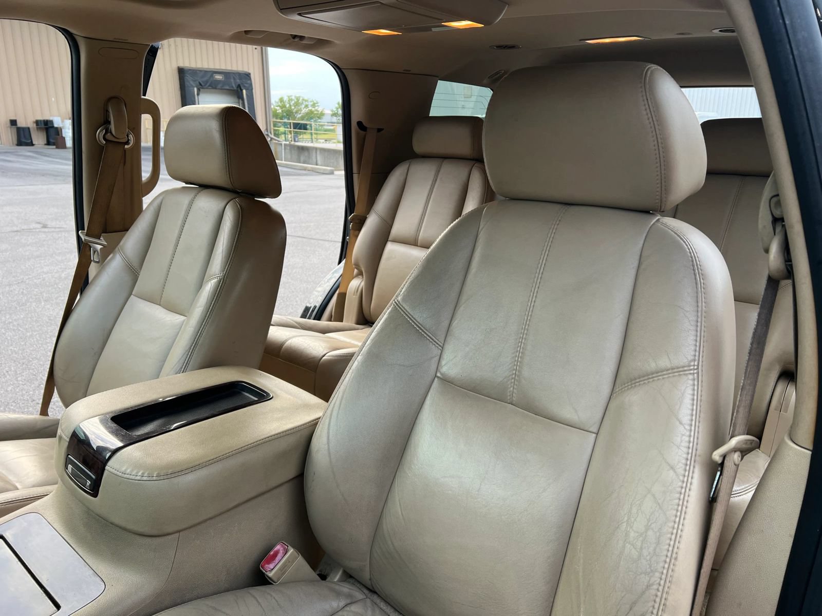 Used 2007 GMC Yukon Denali AWD/4WD image 14