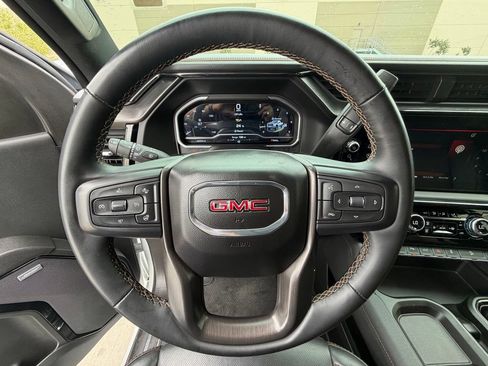 Used 2024 GMC Sierra 3500 AT4 w/ AT4 Premium Plus Package AWD/4WD image 11