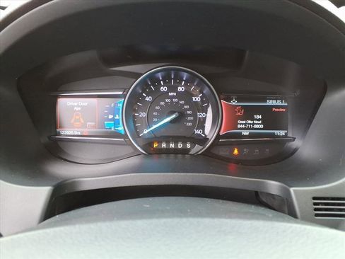 Used 2018 Ford Explorer Limited w/ Ford Safe & Smart Package image 18