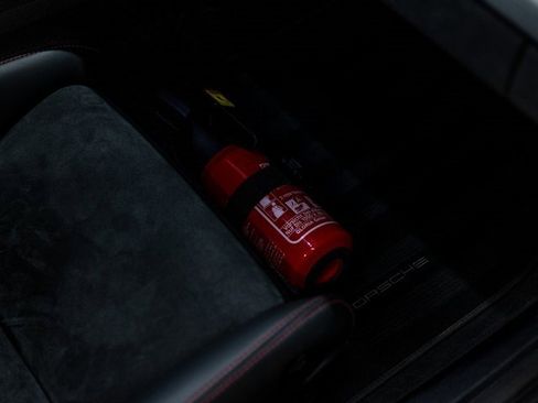 Used 2016 Porsche Cayman GT4 image 33