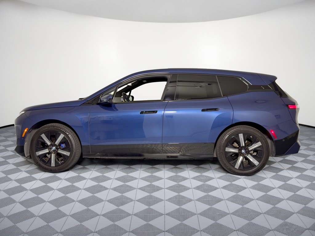 Certified 2024 BMW iX xDrive50 w/ Sport Package AWD/4WD image 2