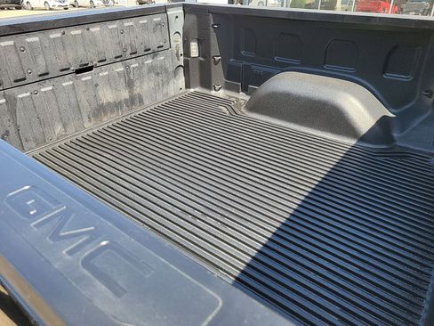 Used 2022 GMC Sierra 1500 AT4X AWD/4WD image 26