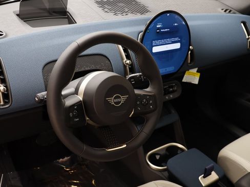 Certified 2025 MINI Cooper Countryman S image 7