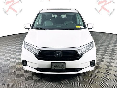 Used 2022 Honda Odyssey Touring image 2