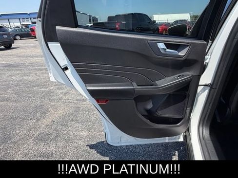 Used 2024 Ford Escape Platinum AWD/4WD image 16