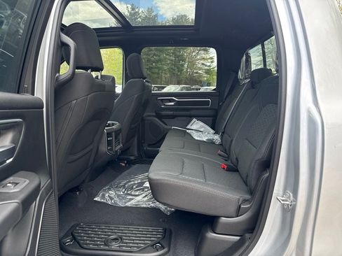 New 2026 RAM 1500 4x4 Crew Cab image 24