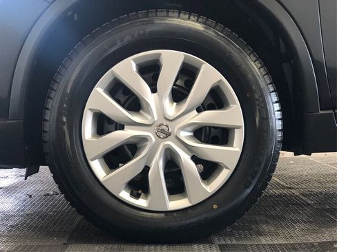 Used 2020 Nissan Rogue S AWD/4WD image 18