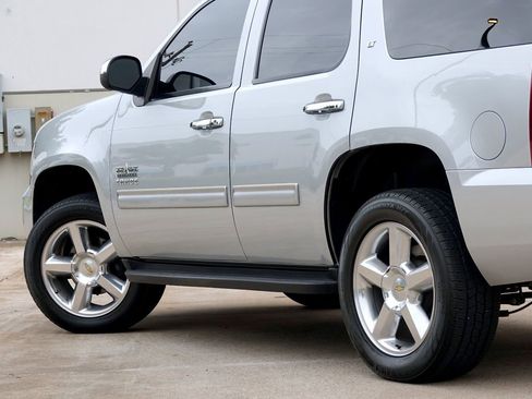 Used 2013 Chevrolet Tahoe LT w/ Texas Edition RWD image 32