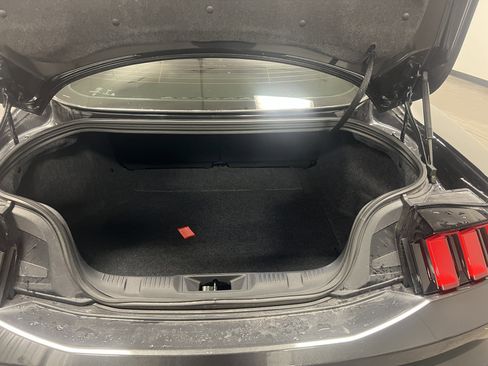 Used 2024 Ford Mustang Coupe image 23