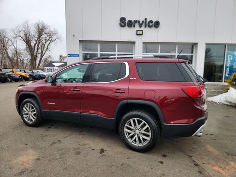 Used 2017 GMC Acadia SLE AWD/4WD image 10