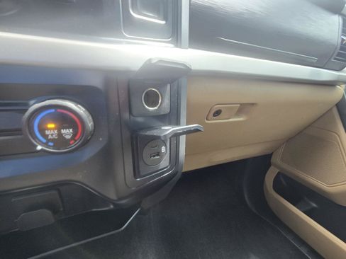 Used 2023 Ford F150 XLT RWD image 21