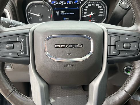 Used 2023 GMC Sierra 3500 Denali w/ Denali Ultimate Package image 21