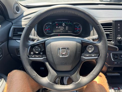 Used 2021 Honda Pilot Special Edition image 11