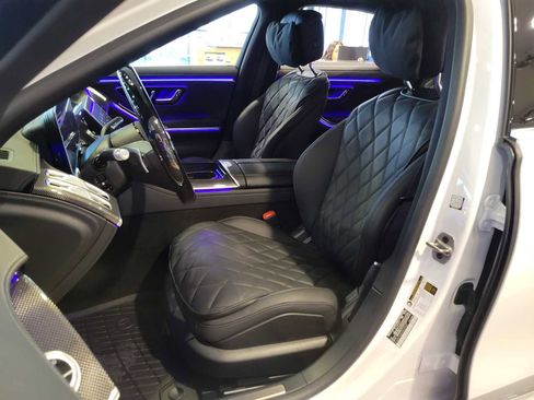 Used 2025 Mercedes-Benz S 580 4MATIC Sedan image 21