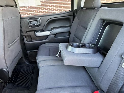 Used 2018 Chevrolet Silverado 2500 LT w/ LT Convenience Package AWD/4WD image 24