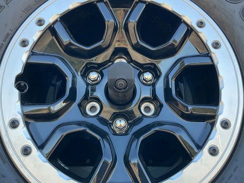 Certified 2024 Ford Bronco Black Diamond w/ Sasquatch Package image 27