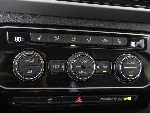 Certified 2023 Volkswagen Atlas SE AWD/4WD image 50