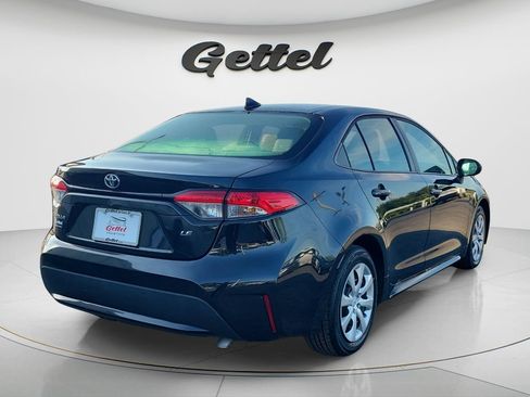 Used 2022 Toyota Corolla LE FWD image 5