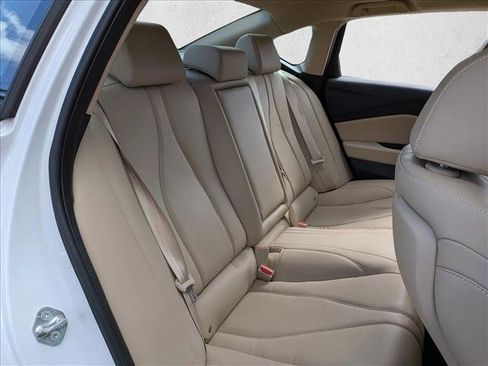 Certified 2025 Acura TLX w/Technology Package image 16