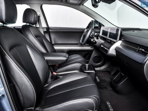Used 2024 Hyundai Ioniq 5 Limited image 23