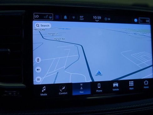 Used 2023 Chrysler Pacifica Limited FWD image 20