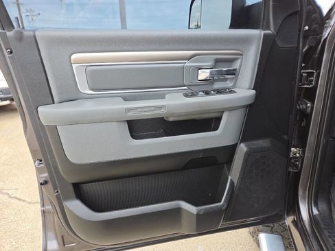 Used 2016 RAM 2500 Big Horn image 19