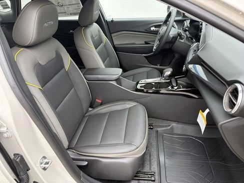 New 2026 Chevrolet Trax ACTIV FWD image 25