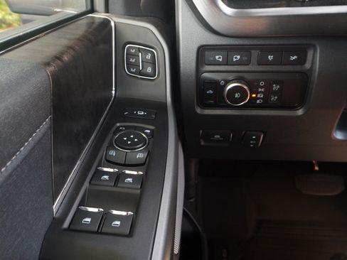Used 2024 Ford F250 Lariat w/ Lariat Ultimate Package AWD/4WD image 15