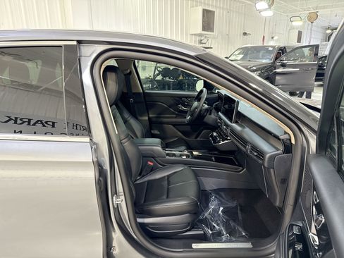 New 2026 Lincoln Corsair Premiere FWD image 28