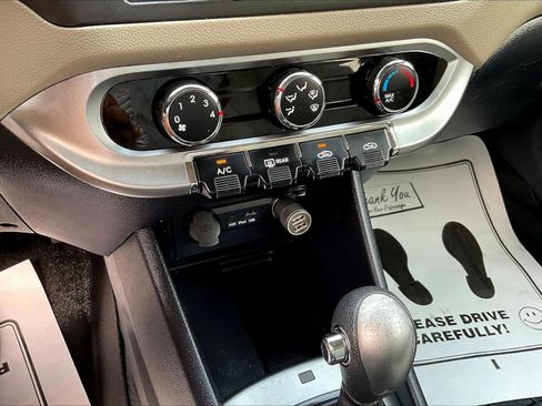 Used 2013 Kia Rio LX FWD image 15