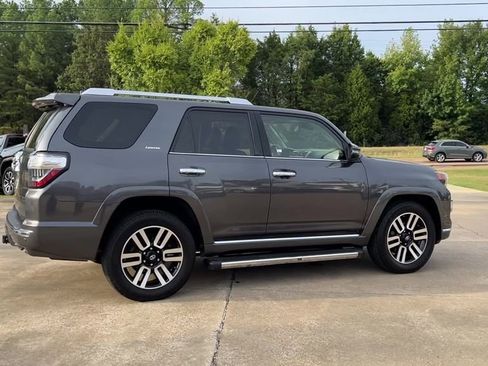 Used 2021 Toyota 4Runner Limited image 7