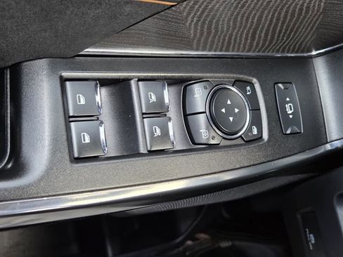 Used 2024 Ford F250 Platinum w/ FX4 Off-Road Package AWD/4WD image 21