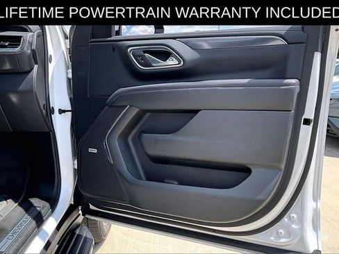 Used 2024 Chevrolet Tahoe RST w/ Luxury Package AWD/4WD image 26