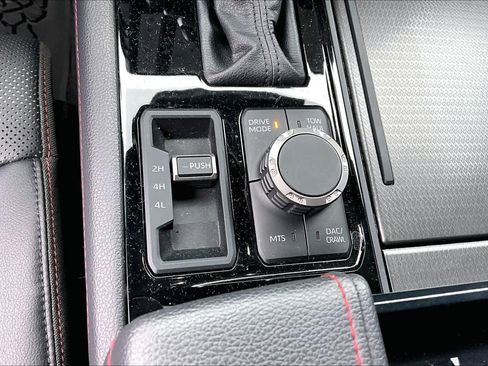 Used 2025 Toyota Sequoia TRD Pro image 33