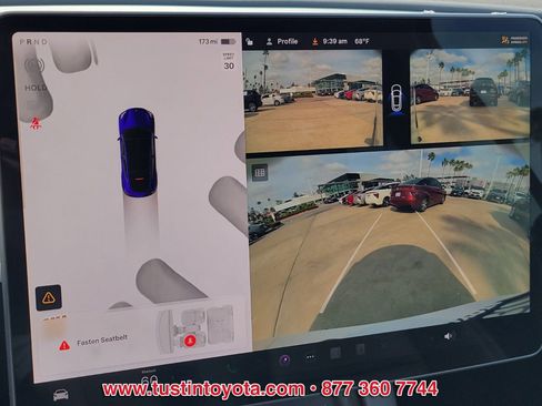 Used 2024 Tesla Model Y Long Range image 23